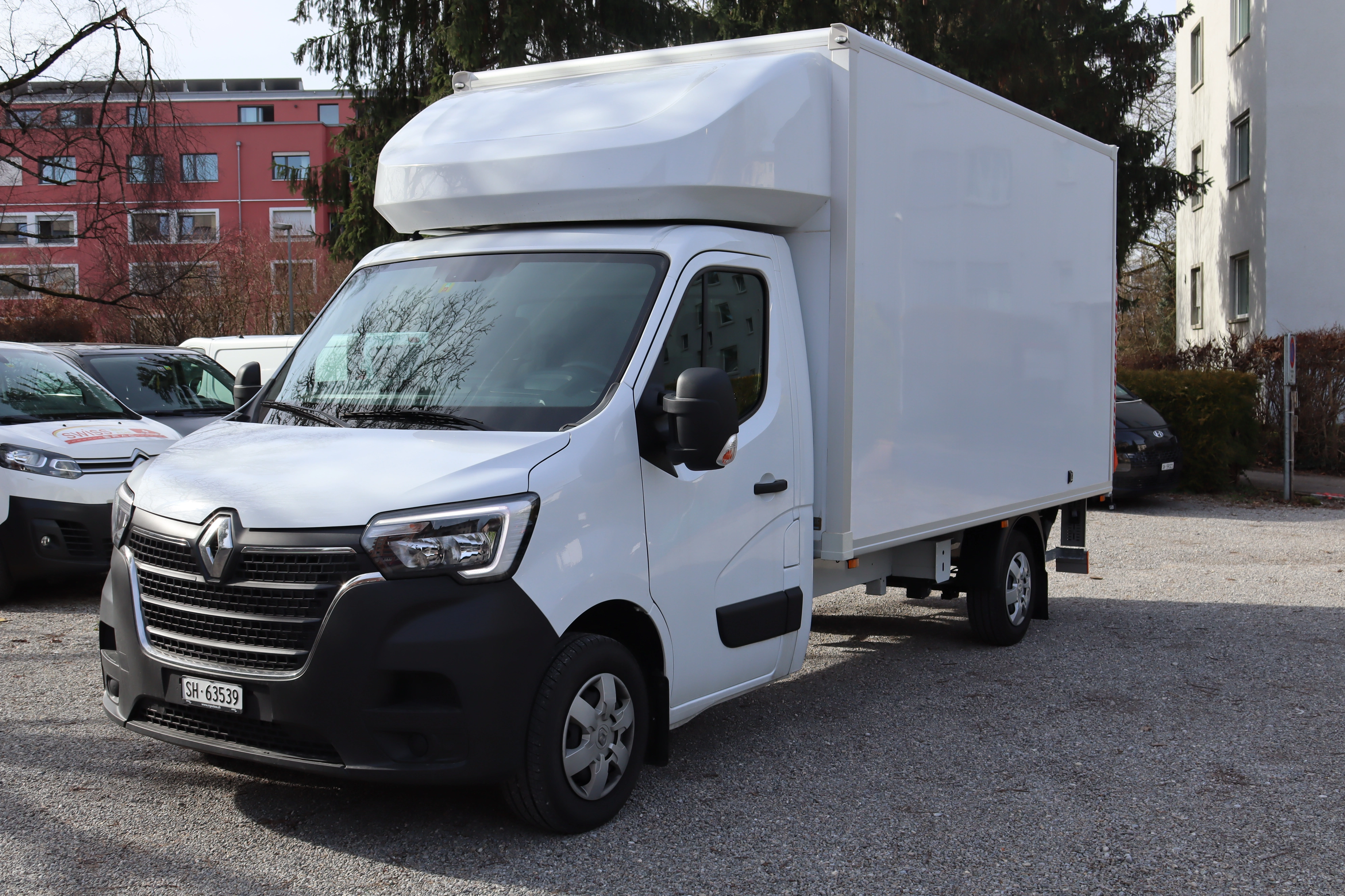 Renault Master Hebebühne Frontansicht